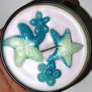 Hand crafted limited edition "Ocean Flowers" Zen-Me candle 4 oz